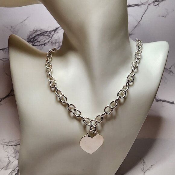 Jewelry - 925 Silver Heart Charm Necklace